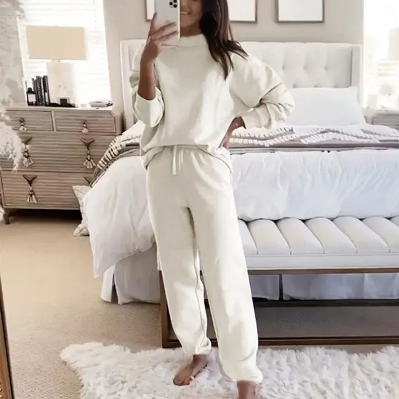 New High Collar Plus Fleece Sweater Set