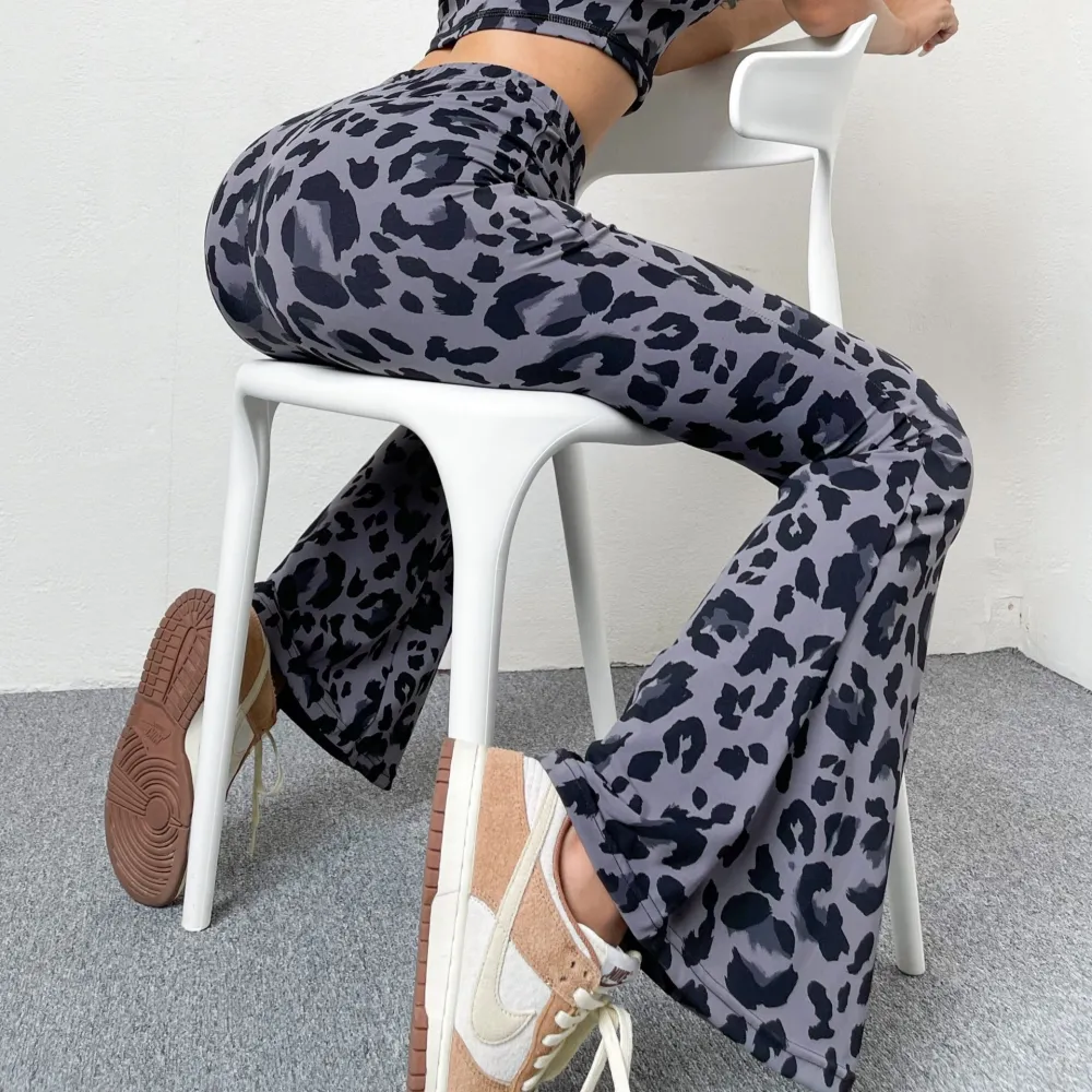 Essential Quick Dry Bell-Bottom Pants