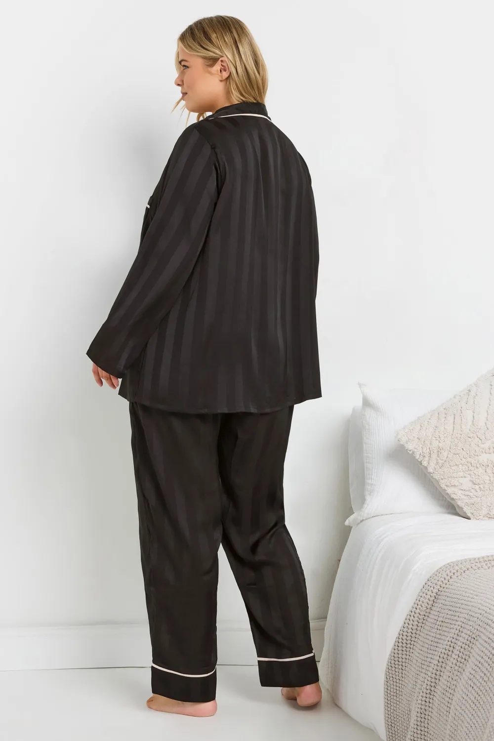 YOURS Curve Champagne Gold Jacquard Stripe Satin Pyjama Set