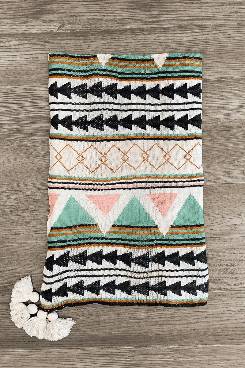 Western Boho Throw Blankets