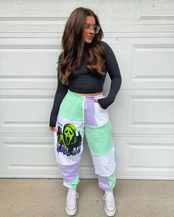 Green sweatpants how perfect and cozy piece for your Halloween day