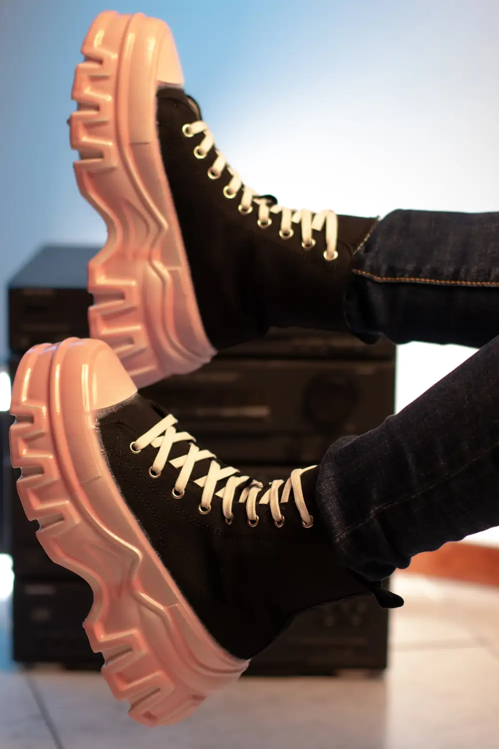 THROW UP | PINK