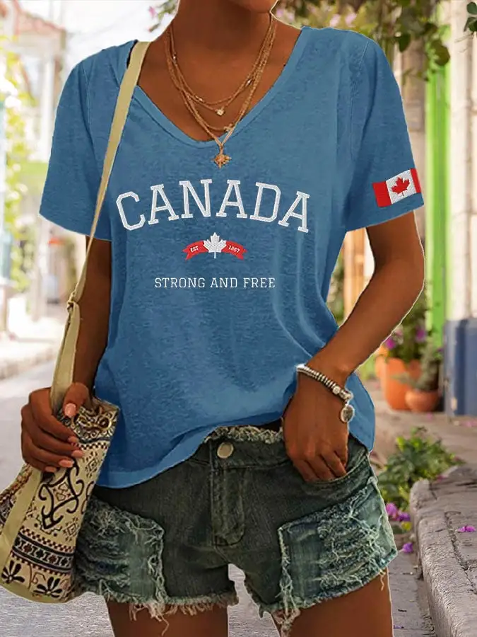 Women’s Retro Canada Strong And Free Print T-Shirt
