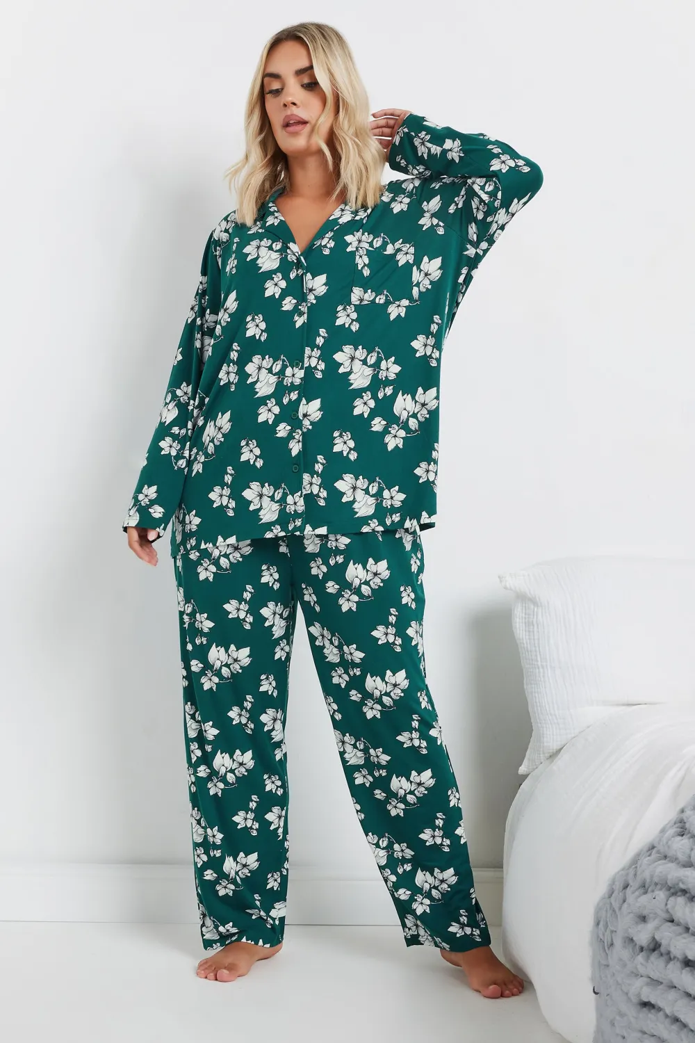 YOURS Curve Red Check Print Soft Touch Pyjama Set