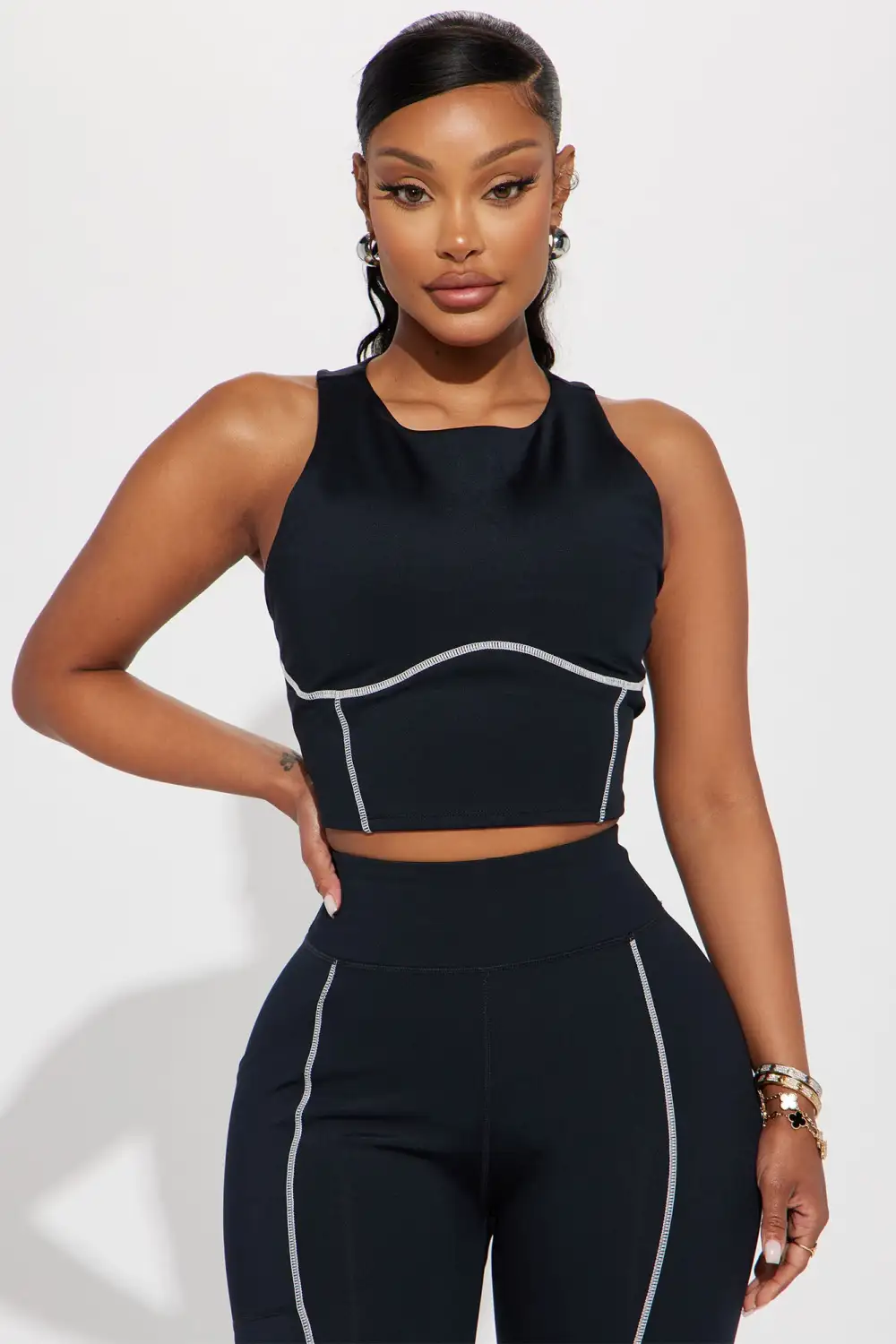 Results Elevate Sports Bra - Black