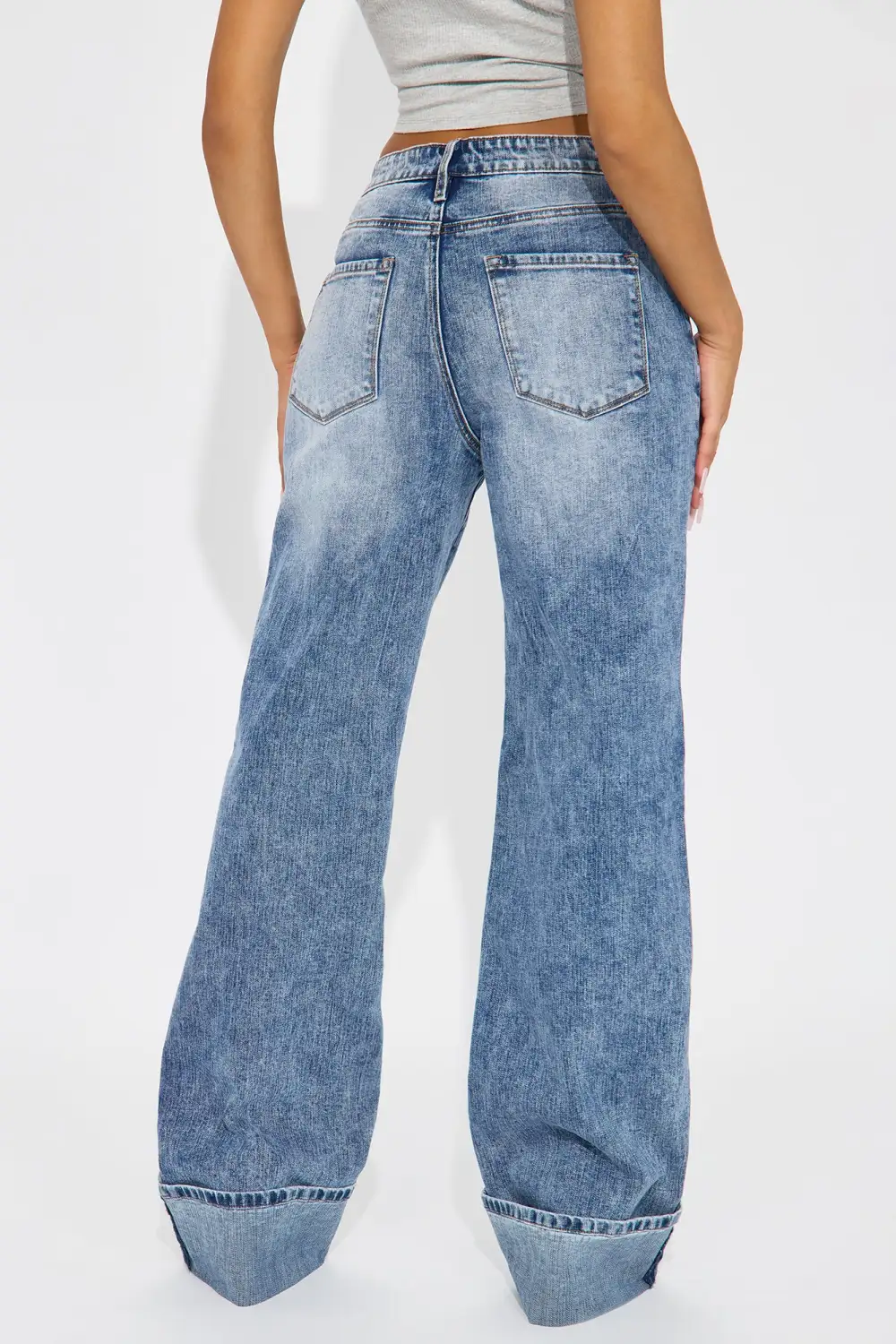 On My Radar Cuffed Straight Leg Jeans - Medium Wash