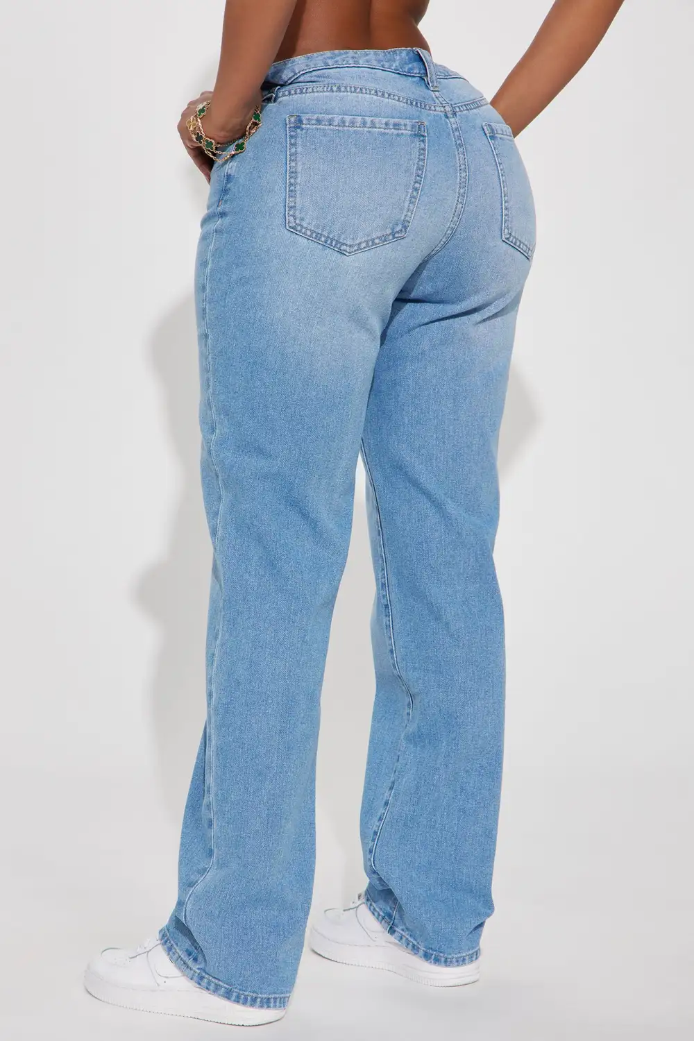 No Promises Straight Leg Jeans - Medium Wash