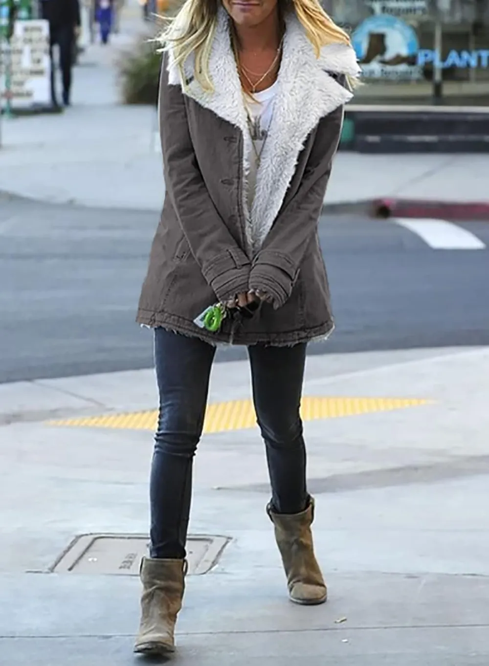 Womens Winter Warm Jean Jacket Stand Collar Wool Liner Sherpa Denim Coats Thicker Outerwear with Pockets