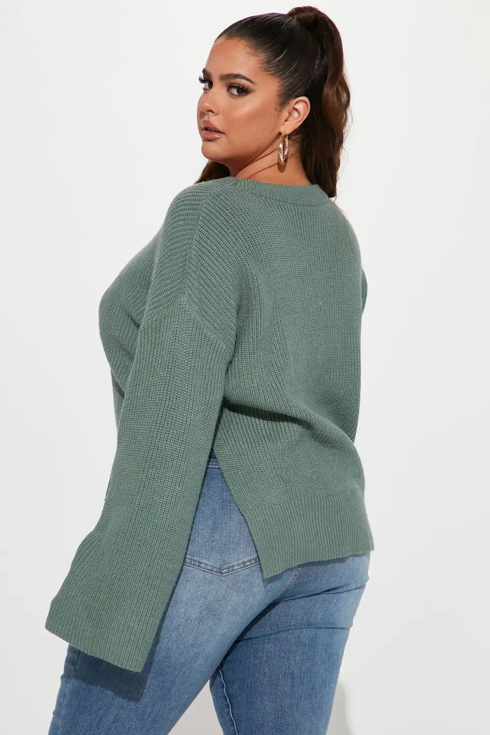 Cuddle Up Sweater - Sage