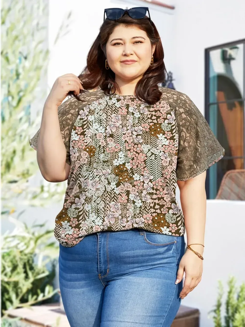 HDLTE Womens Plus Size Tops Floral Bell Sleeves Blouses Summer Crewneck Tunic Loose Casual T Shirts