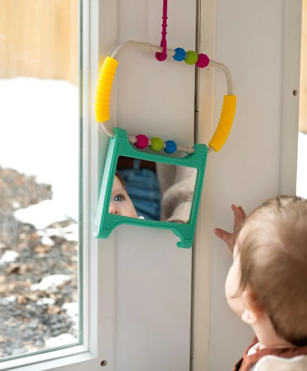 Mobi Peeka Development Mirror