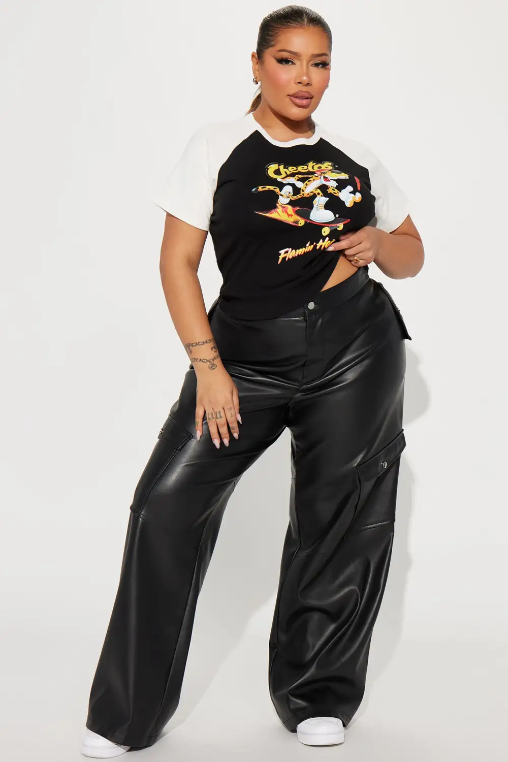 Flamin Hot Raglan Top - Black