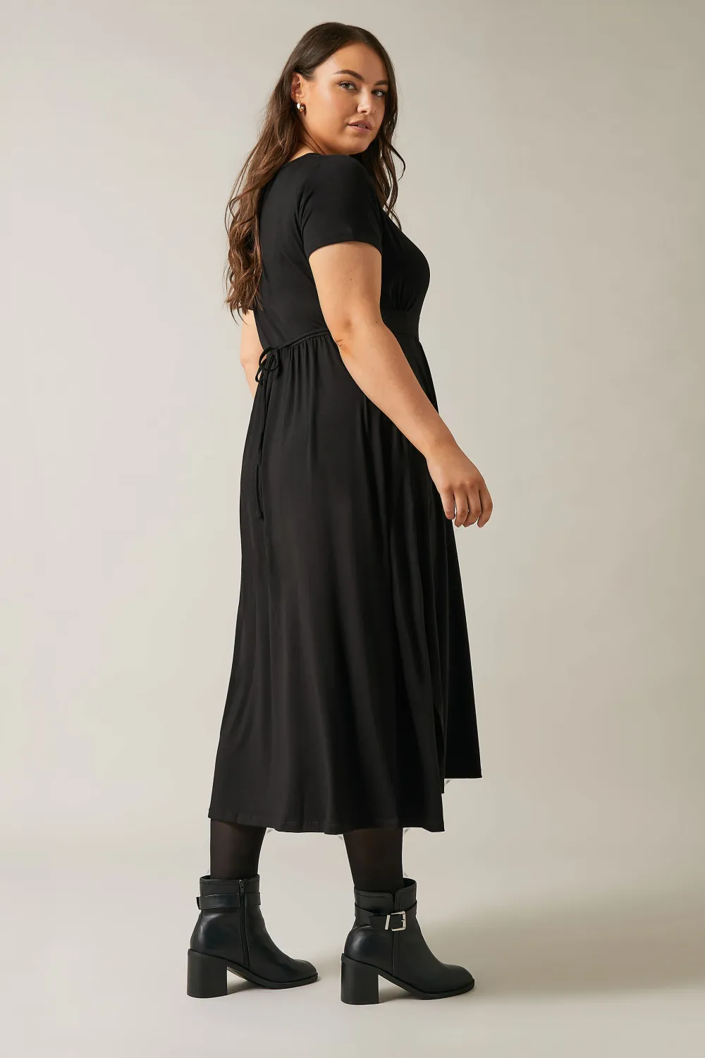 EVANS Curve Black Metal Trim Midaxi Dress