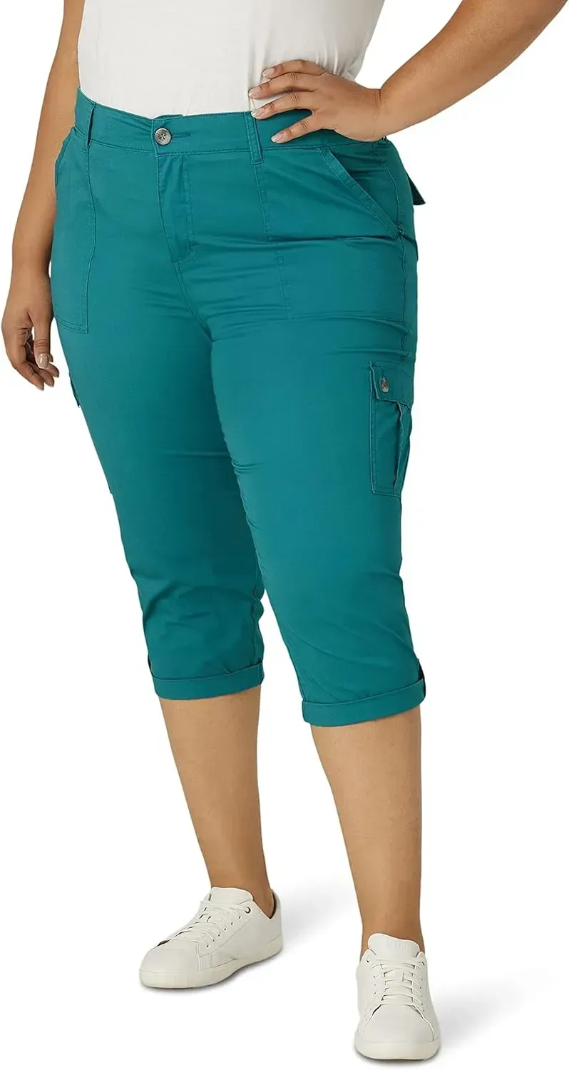 Lee Women's Plus Size Ultra Lux Comfort with Flex-to-go Cargo Capri Pant