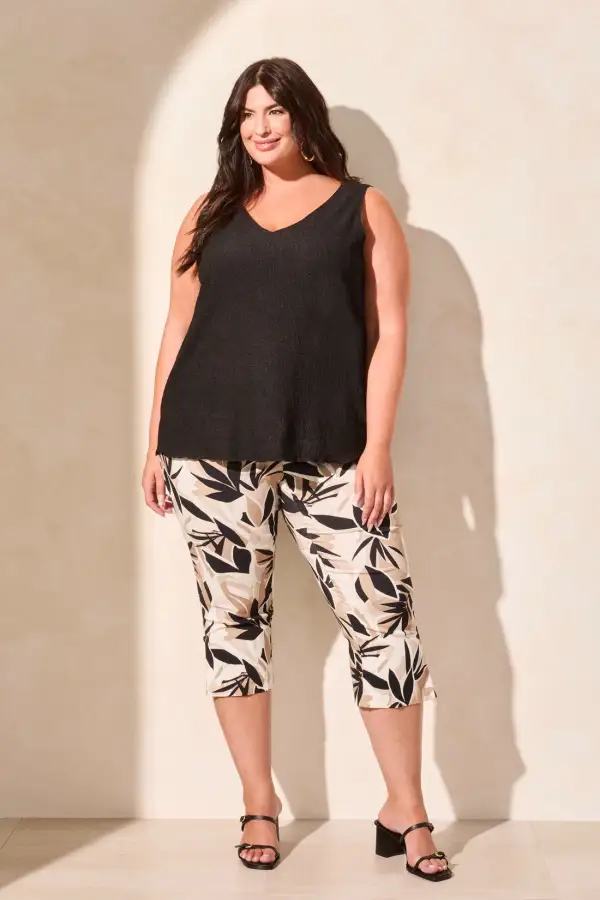 Crinkle V-Neck Knit Cami-Black