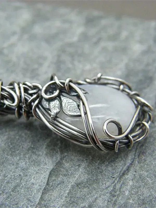 Vintage Wrap Moonstone Necklace