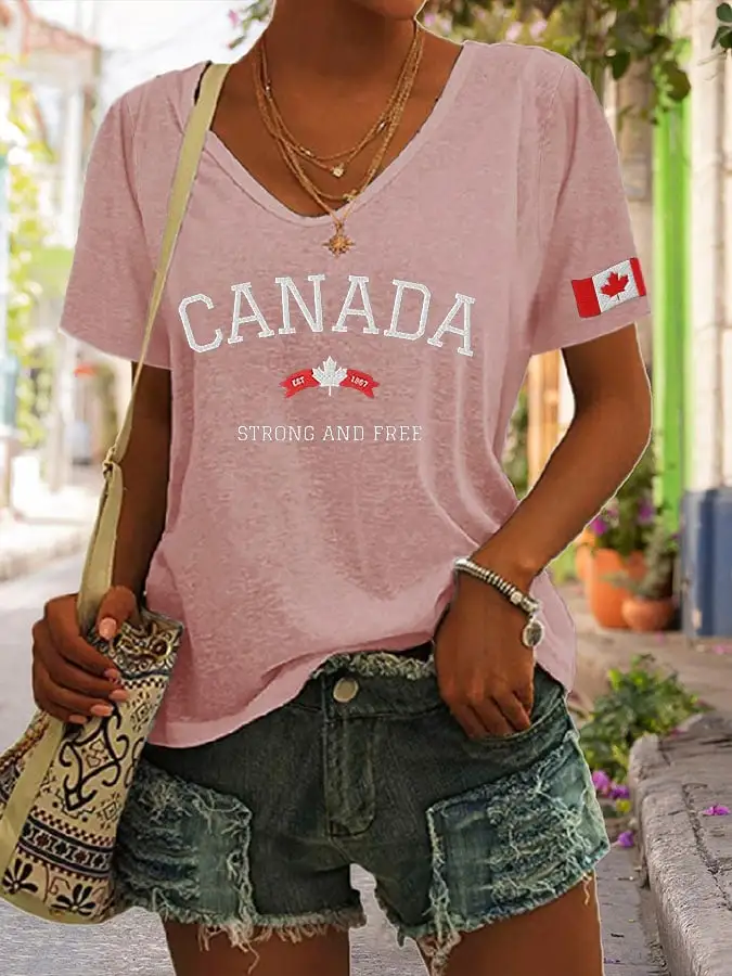 Women’s Retro Canada Strong And Free Print T-Shirt