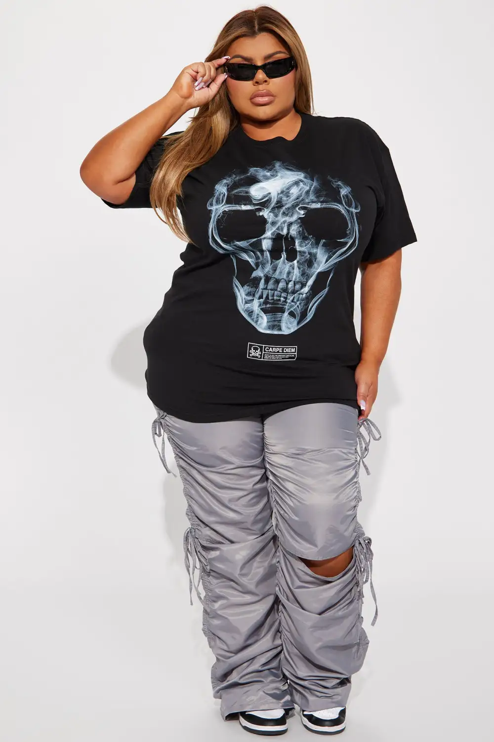 Carpe Diem Skull Tshirt - Black