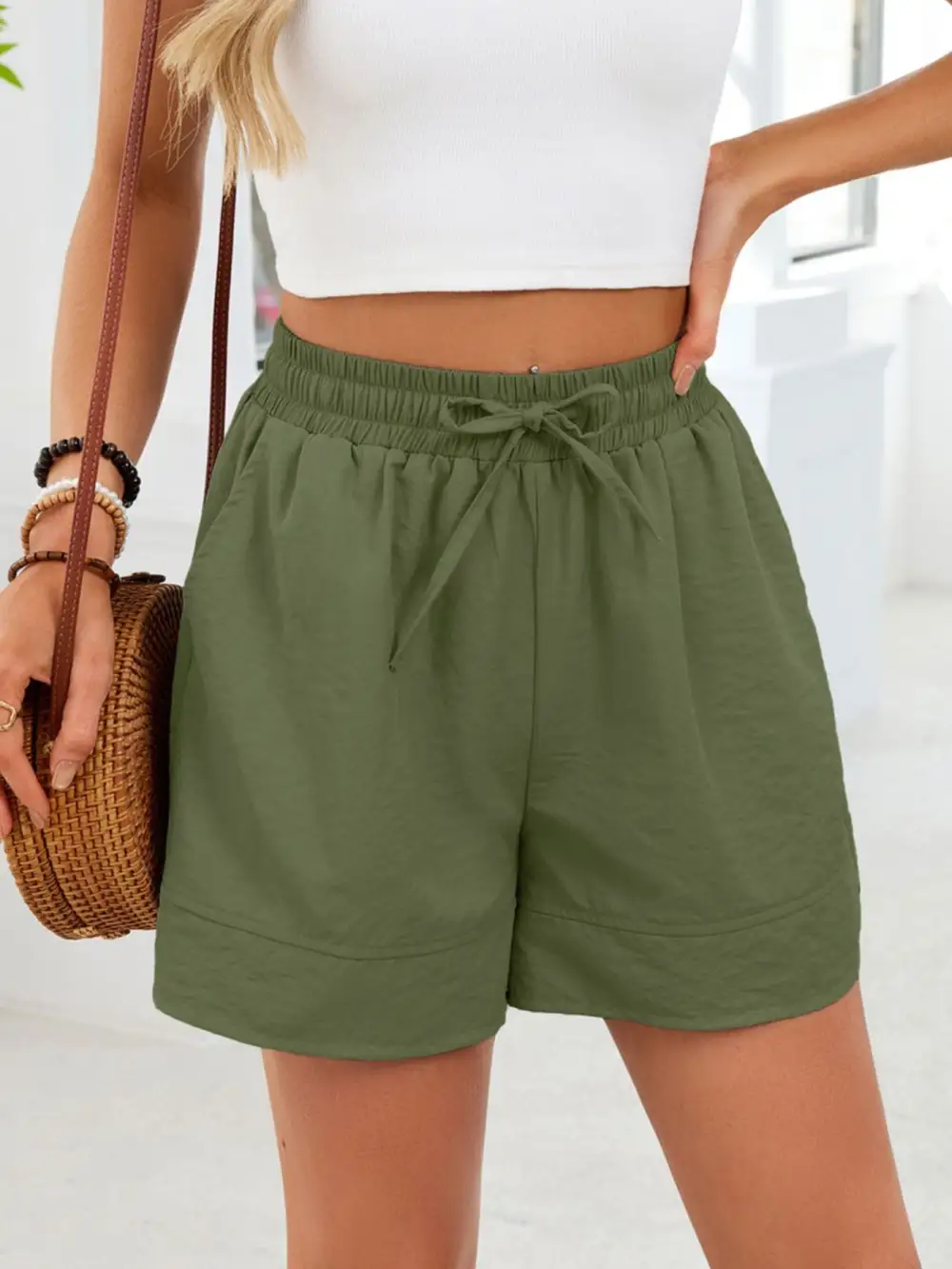 Drawstring Pocket Detail Shorts