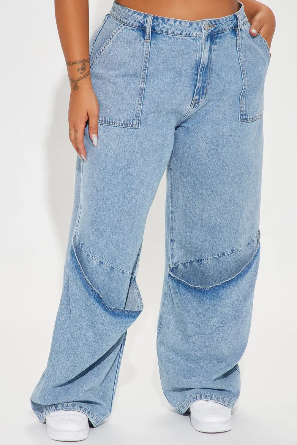 Logical Conclusion Baggy Straight Leg Jeans - Light Wash