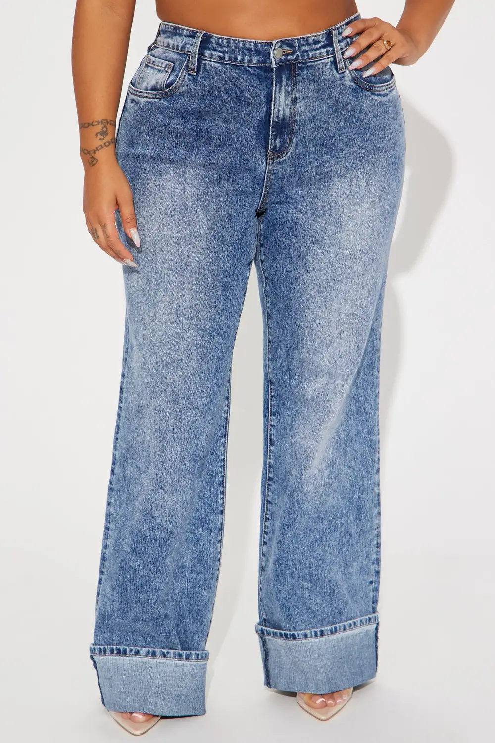On My Radar Cuffed Straight Leg Jeans - Medium Wash