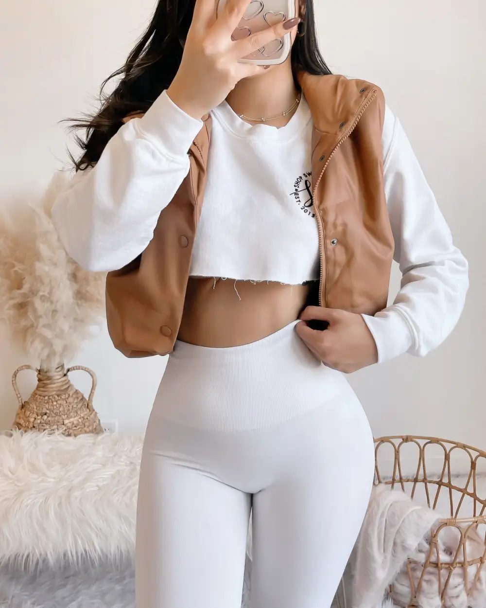 RESTOCKED! DELANEY PLEATHER PUFFER VEST (BLACK)