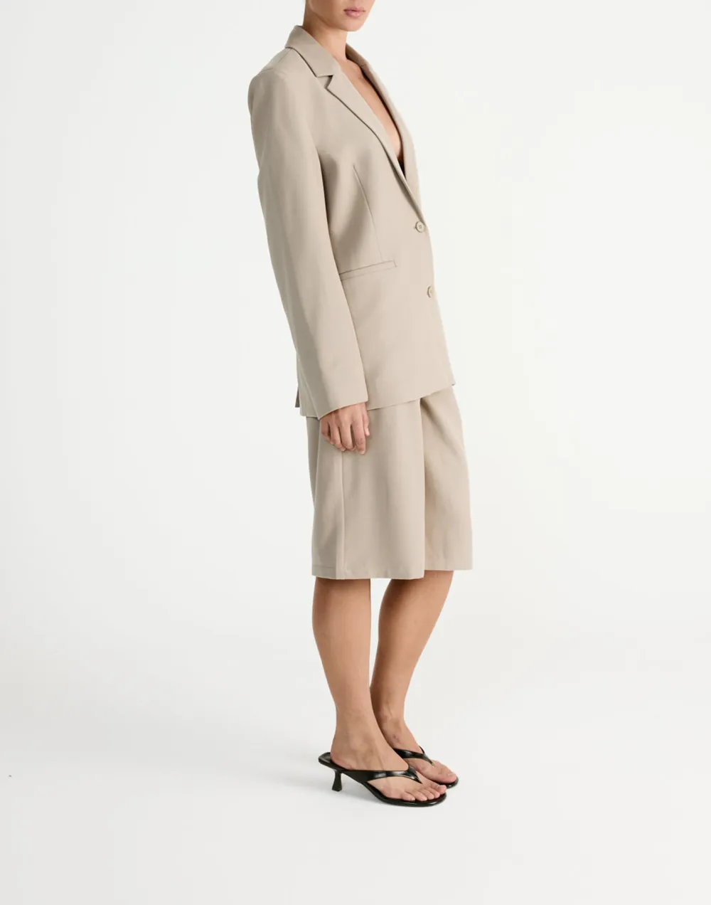 Three Dimensional Crisp Oversized Loose Coat