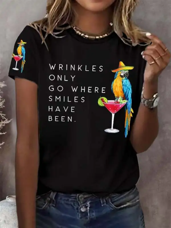 Retro Wrinkles Only Go Where Smiles Have Been Print T-Shirt