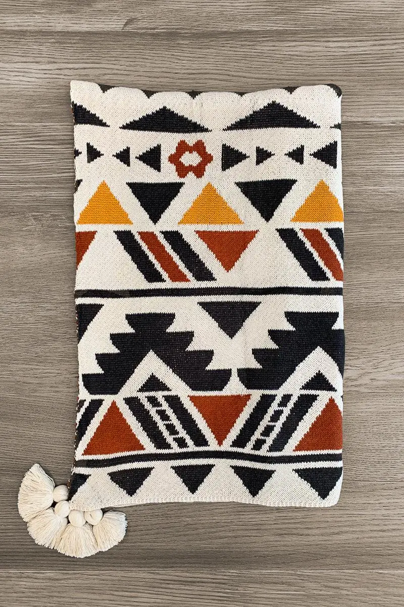 Western Boho Throw Blankets