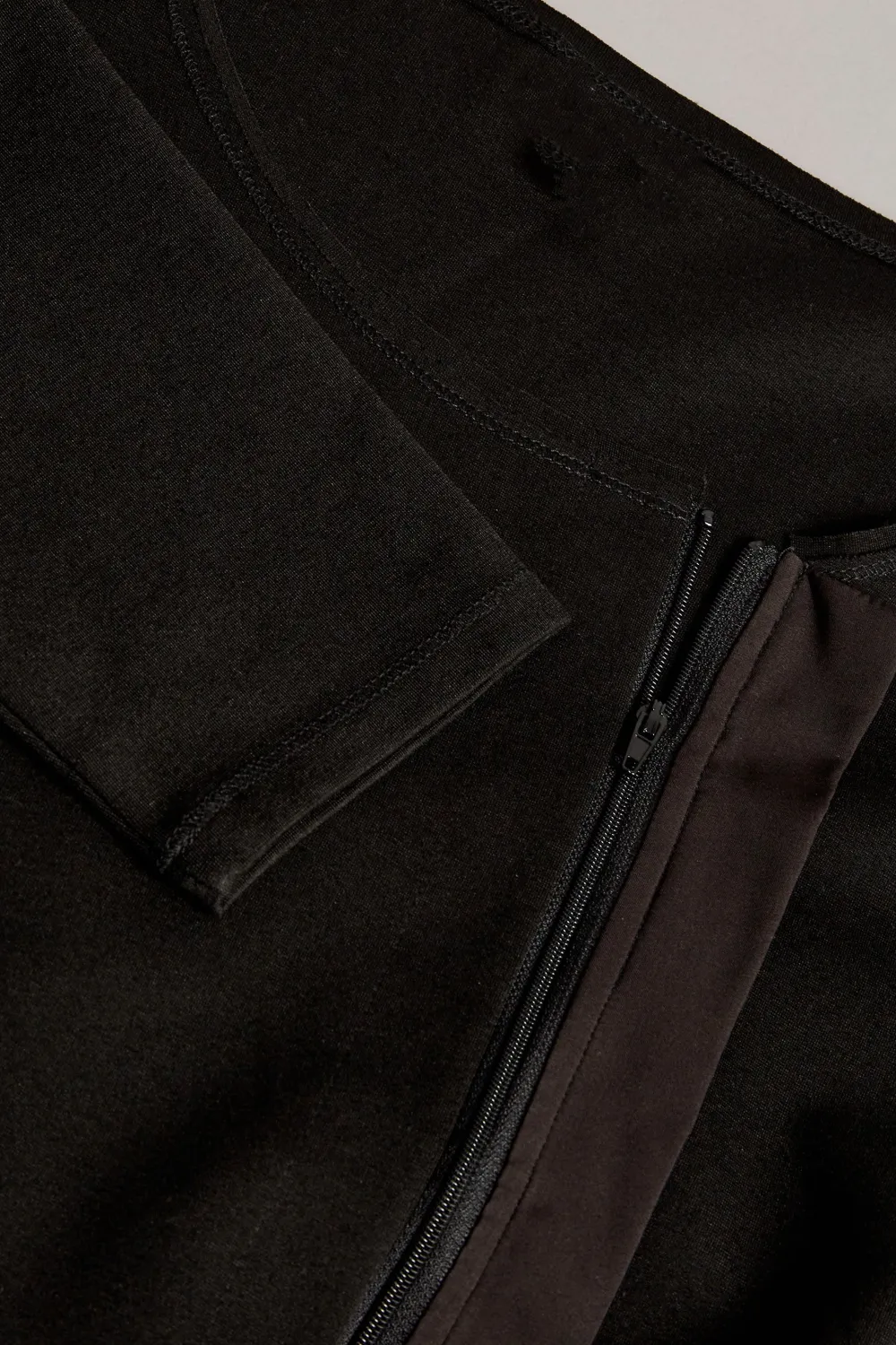 Evans Black Zip Detail Long Sleeve Dress