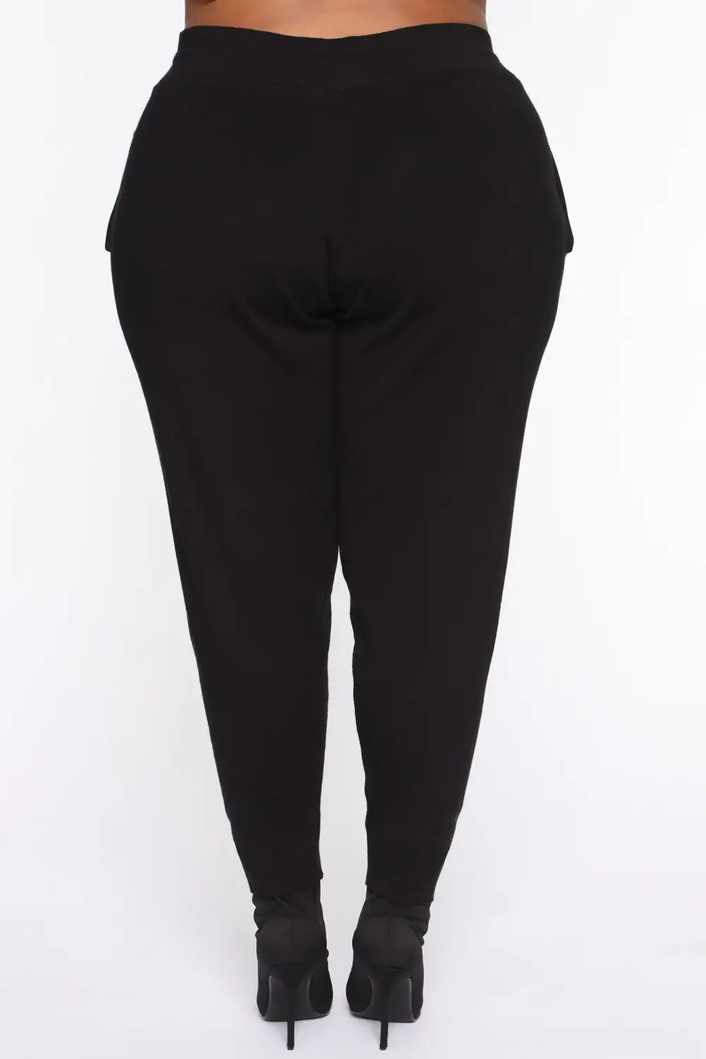 Chill Mami Sweater Set - Black