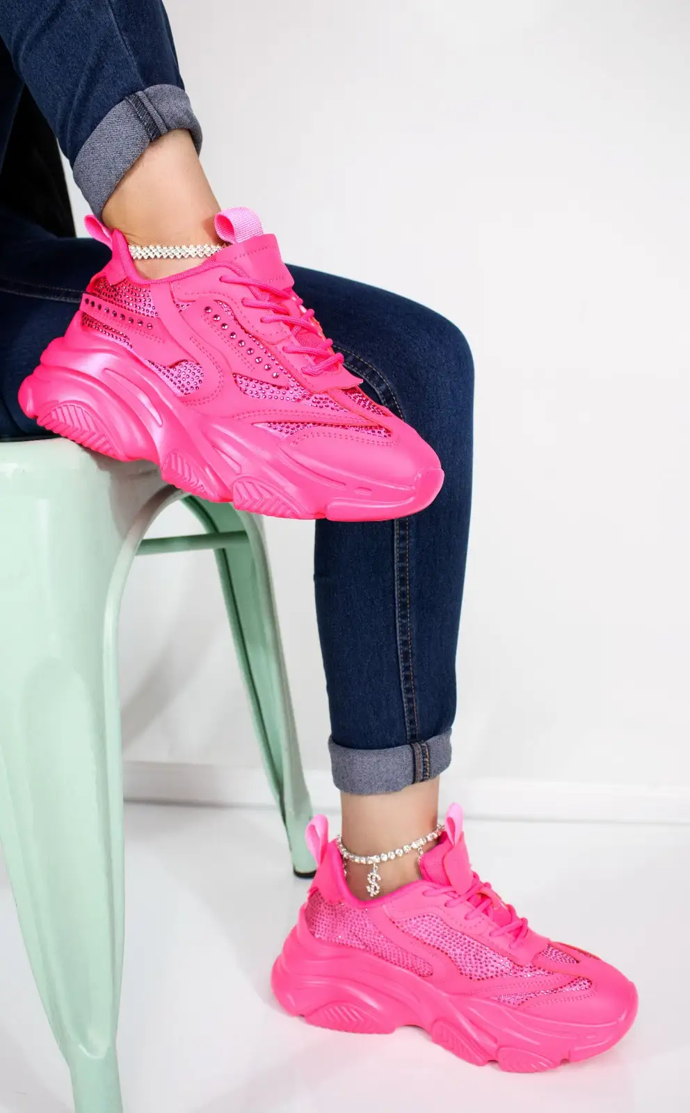 CHARLEE | HOT PINK