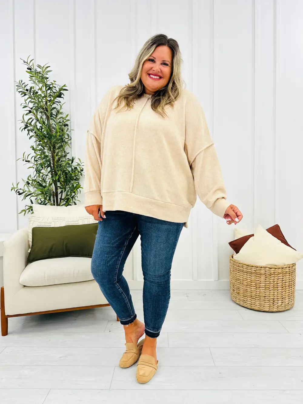DOORBUSTER! REG/CURVY Give In To You Sweater- Multiple Colors!