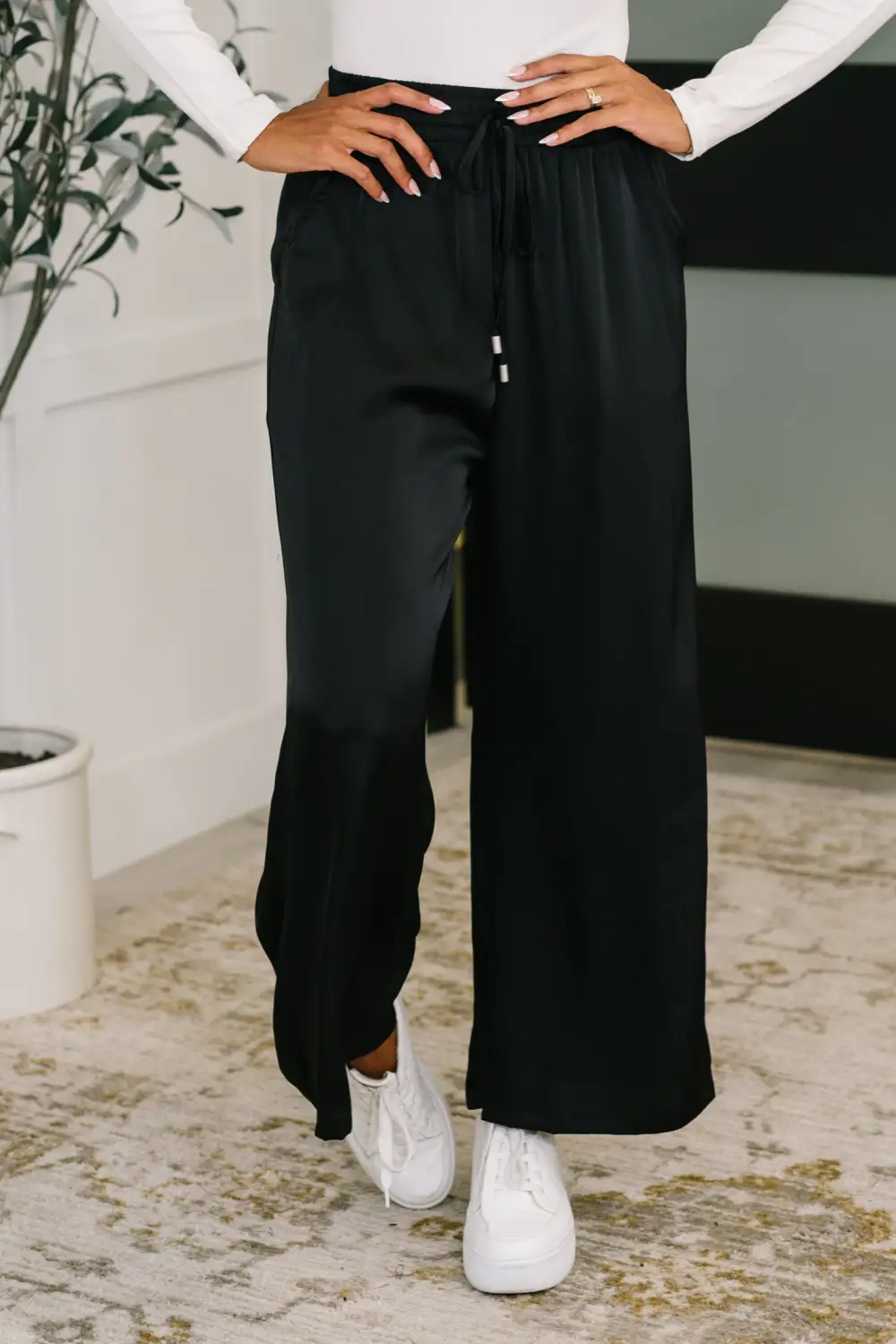City Ease Wide Leg Bottoms In