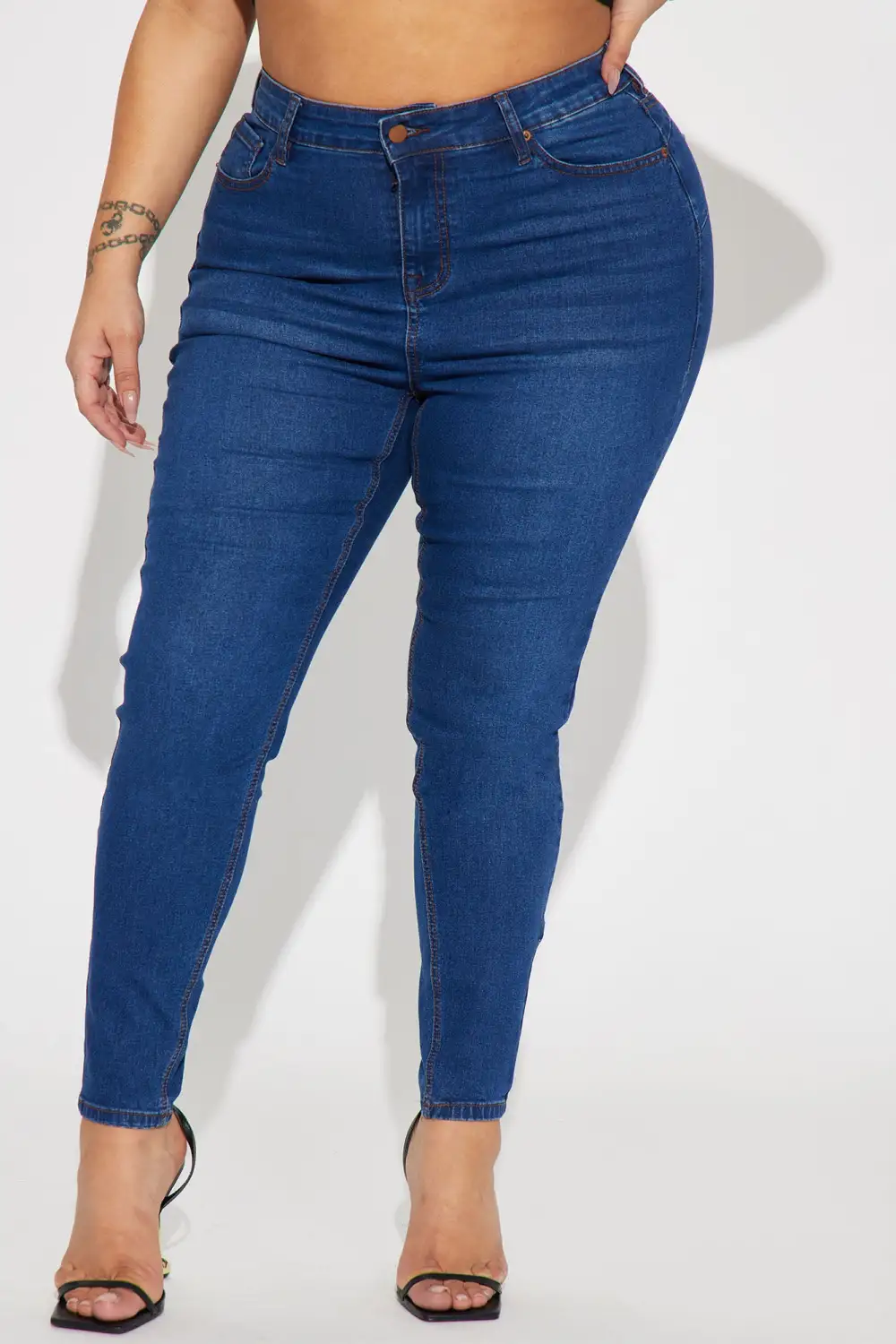 Vibe Check Curvy Stretch Skinny Jeans - Dark Wash