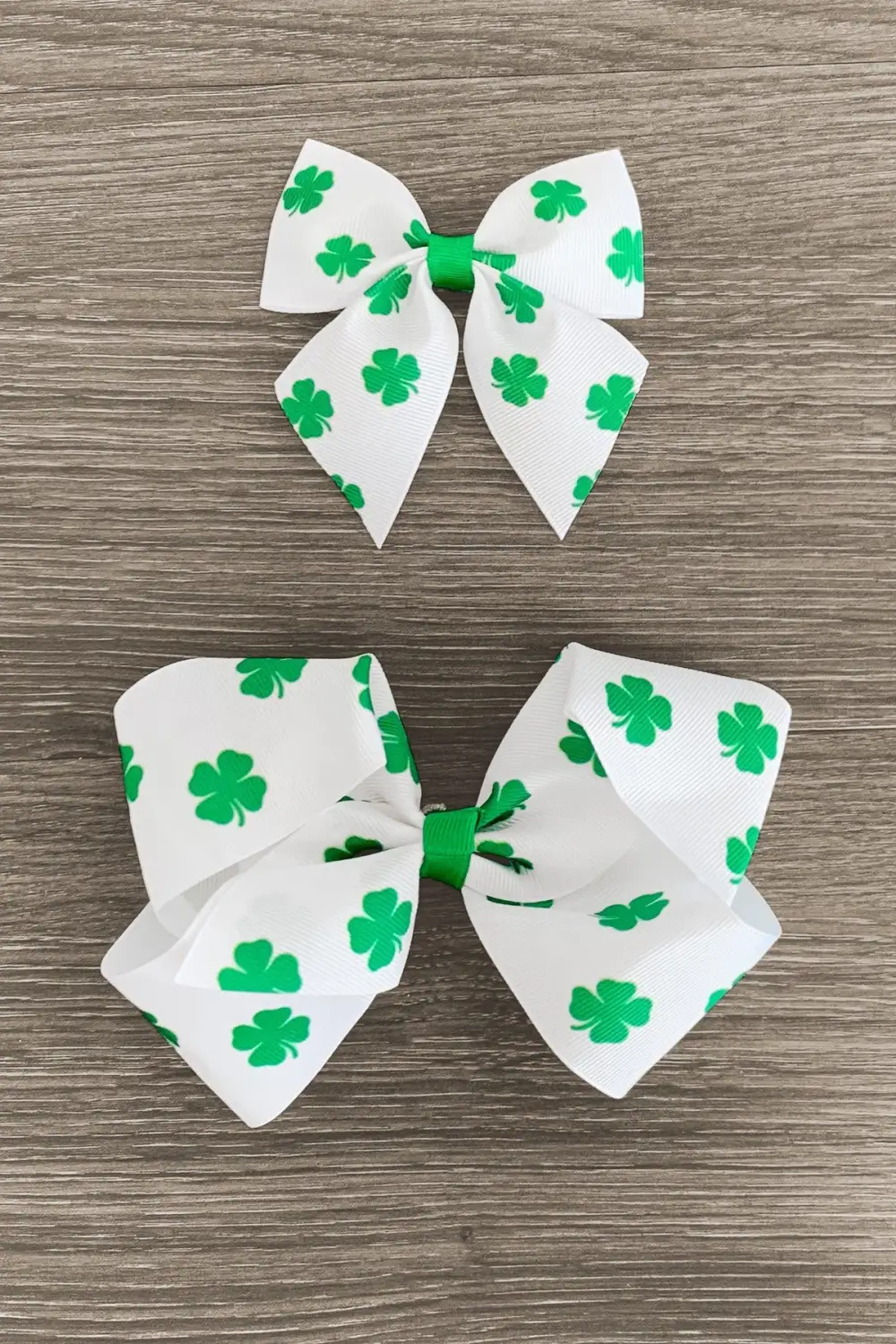 White Four Leaf Clover Bow