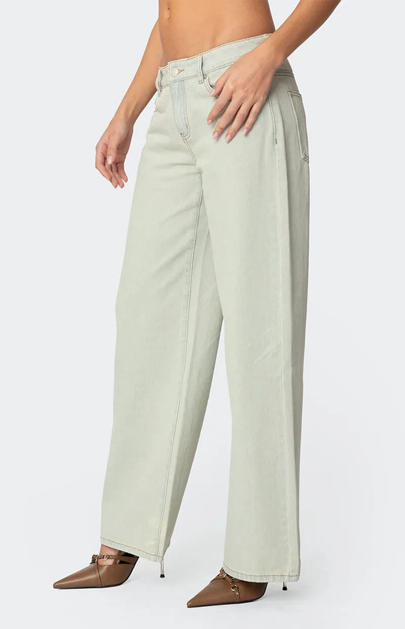 Edikted Raelynn Washed Low Rise Jeans
