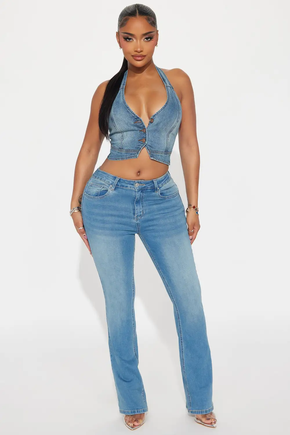 Play By My Rules Stretch Bootcut Jeans - Light Wash