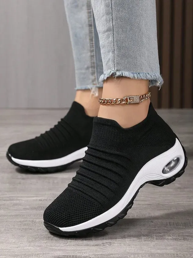 Sports Color Block Breathable Slip On Block Heel Fly Woven Shoes