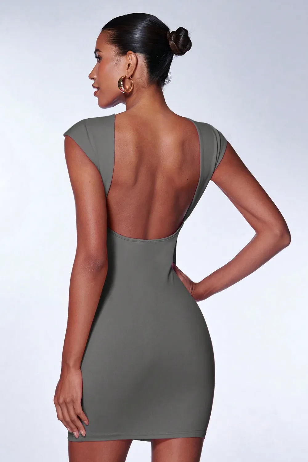 BAE Solid Backless Bodycon Dress