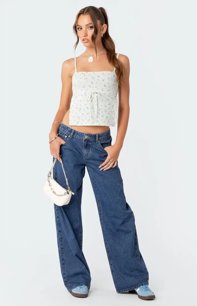 Edikted Raelynn Washed Low Rise Jeans