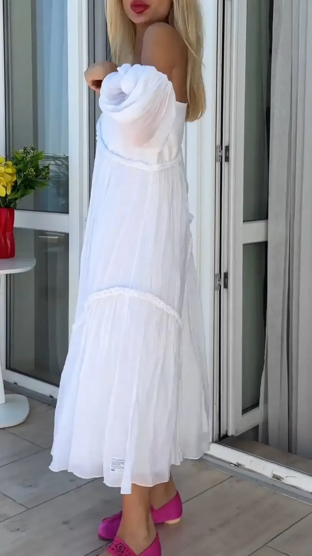 Women's One-shoulder Mid-length Sleeve Multi-layered Dress