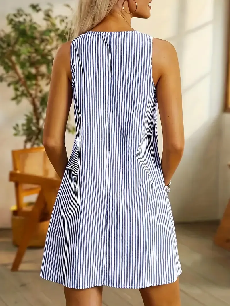 Chic Comfort| Chic Striped Knee-Length Dress for Women - Casual Polyester, Sleeveless with Pockets, Round Neck - Machine Washable & Dry Cleanable, Perfect for Summer, Casual Outings Attire|Striped Knee Dress|Durable Woven Fabric