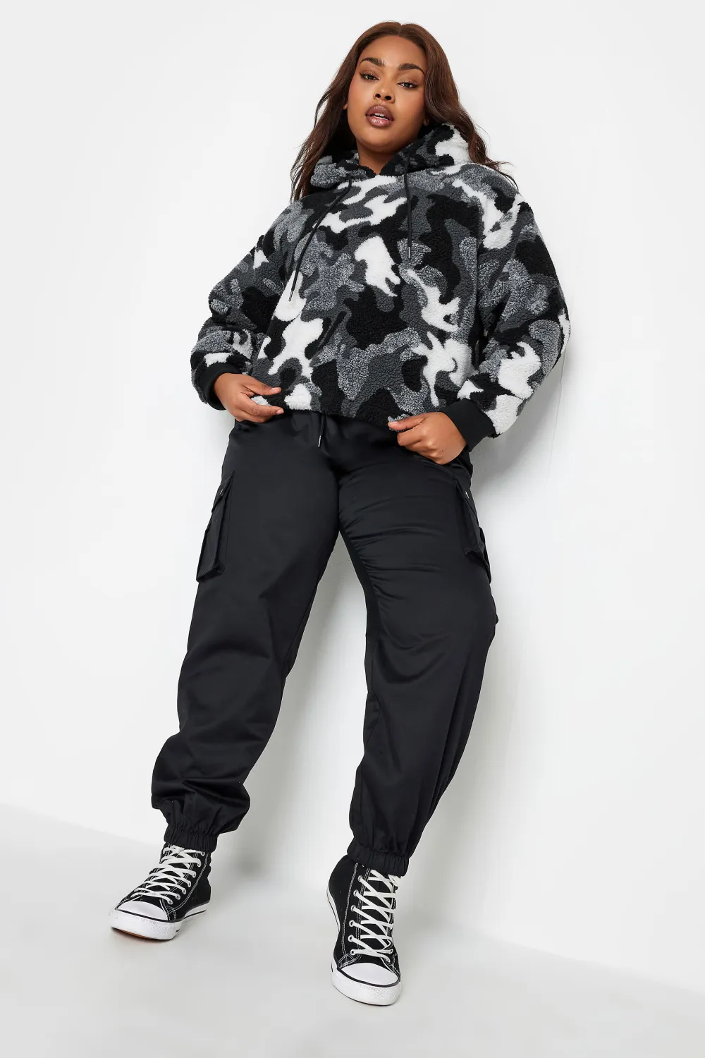 YOURS Curve Grey Camo Print Cropped Fleece Hoodie