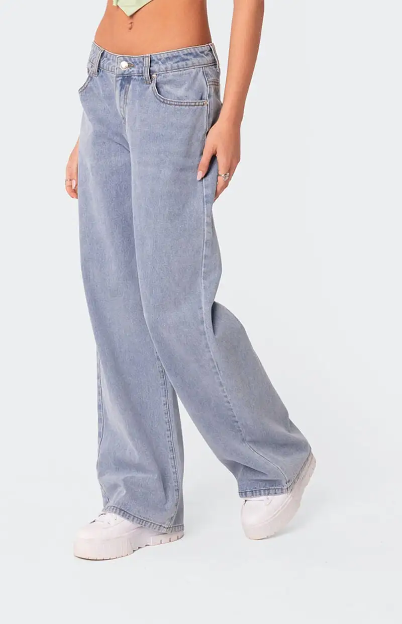 Edikted Raelynn Washed Low Rise Jeans
