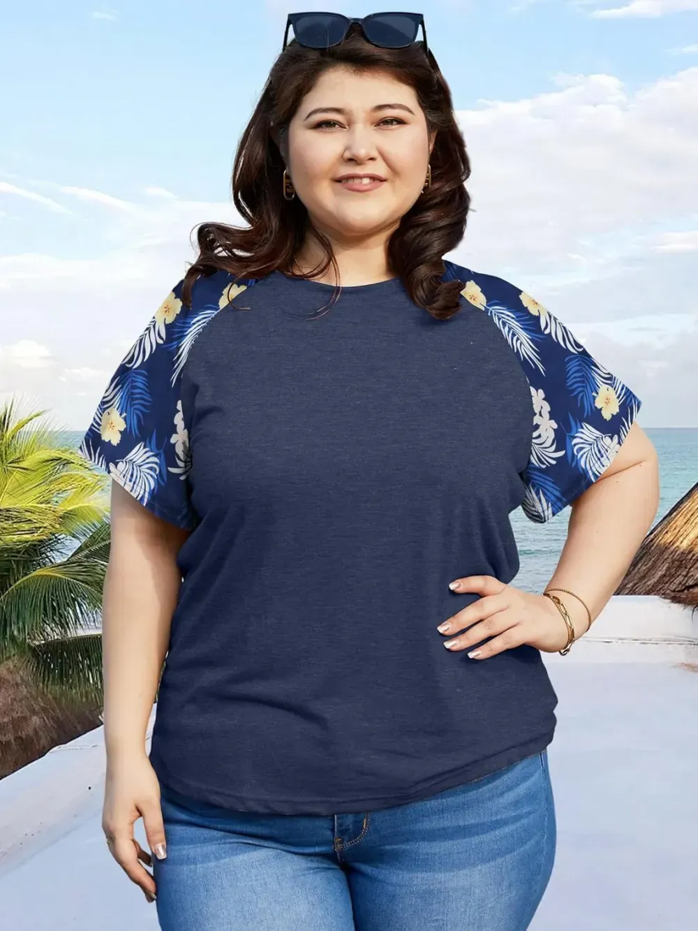 HDLTE Womens Plus Size Tops Floral Bell Sleeves Blouses Summer Crewneck Tunic Loose Casual T Shirts