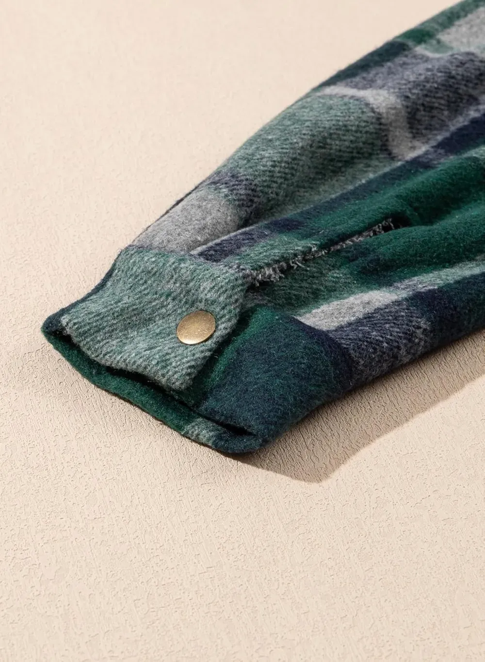 Women's Flannel Hooded Plaid 2025 Shacket Thick Coat Winter Coat for Warmth Button down Warm and Fuzzy Fleece Jacket