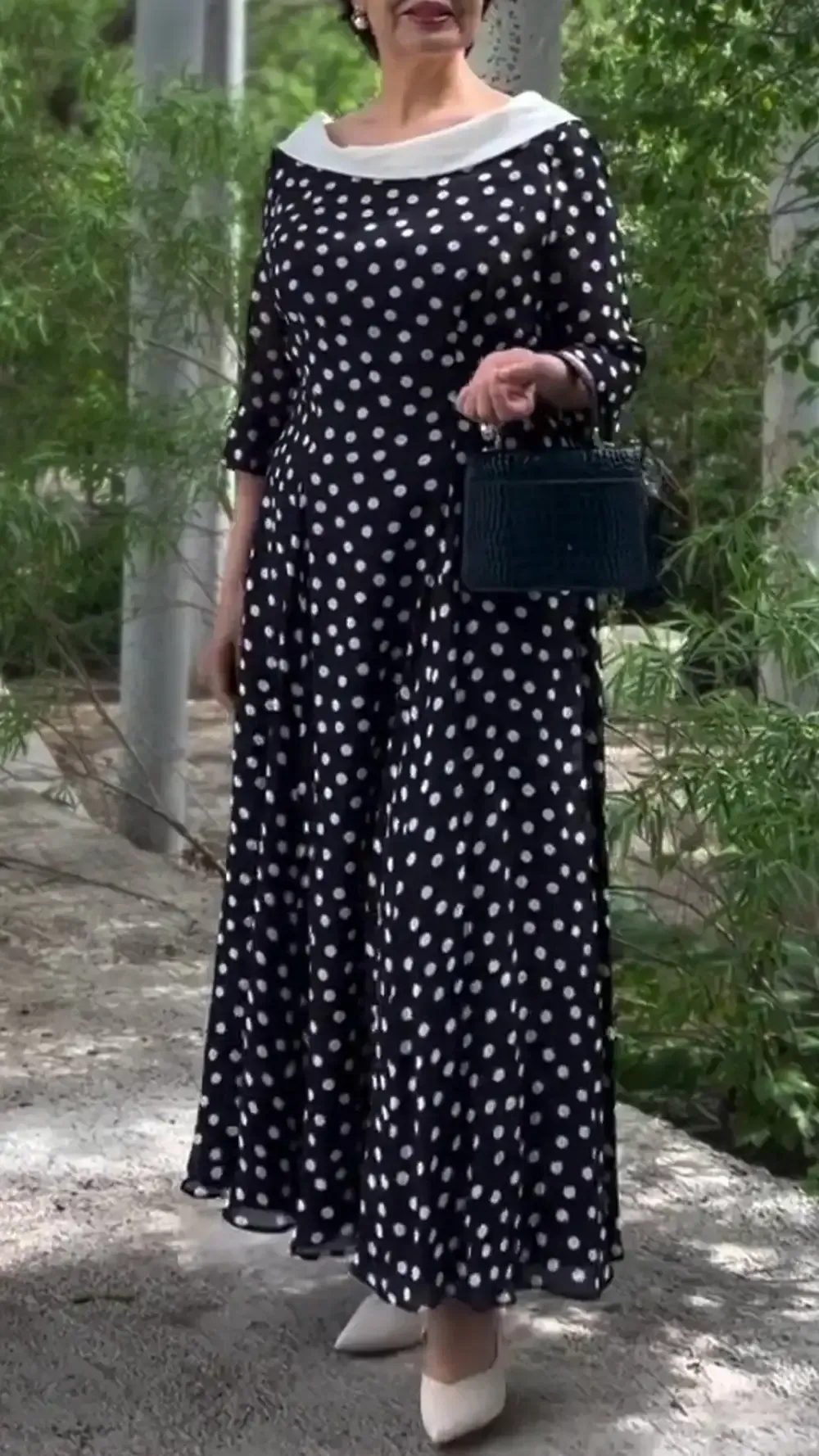 Women's Round Neck Polka Dot Mid-length Sleeve Elegant Dress