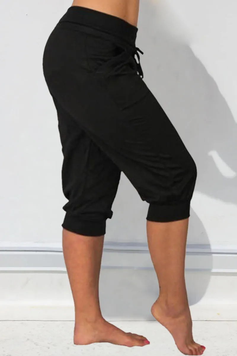 Letter & Heart Print Drawstring Capris Pants
