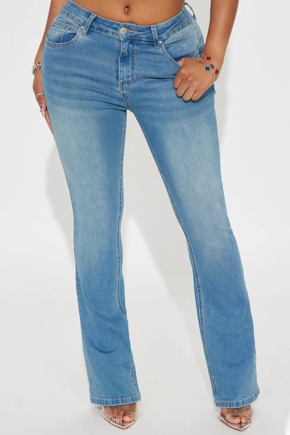 Play By My Rules Stretch Bootcut Jeans - Light Wash